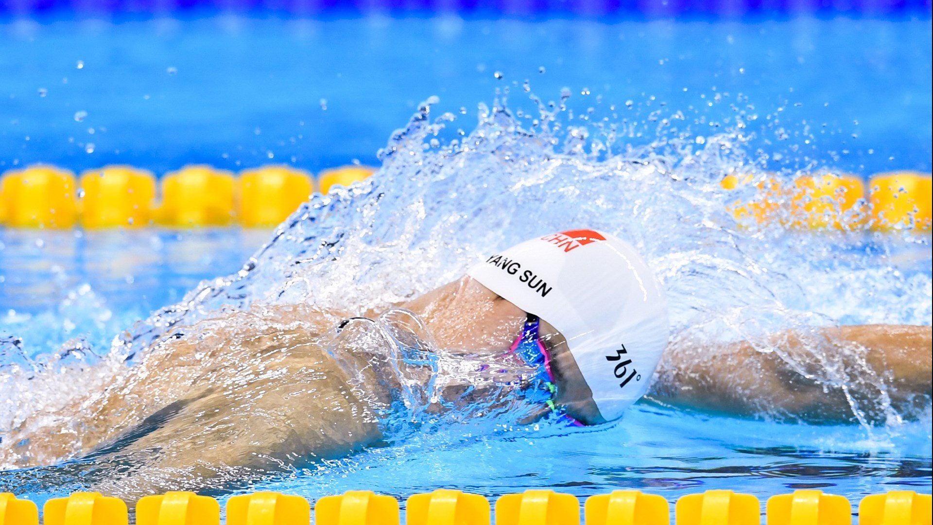 中国高尔夫球协会推动赛事国际化进程，中国高尔夫协会正式成立时间